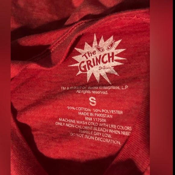 The Grinch T shirt “Almost made the nice list” size small - Picture 2 of 2